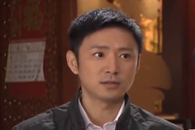 曾自強(家庭倫理喜劇《女婿難當》中的角色,由高鑫飾演) 曾自強(家庭倫理喜劇《女婿難當》中的角色,由高鑫飾演)