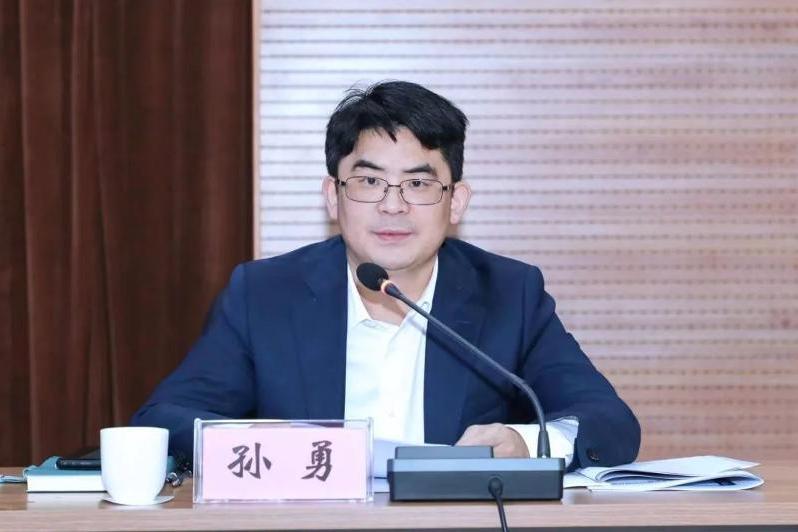 孫勇(江蘇省崑山市委常委、市委組織部部長) 孫勇(江蘇省崑山市委常委、市委組織部部長)