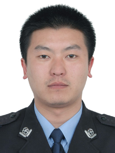 王德意(貴州省遵義市公安局匯川分局黨委副書記、政委、一級警長) 王德意(貴州省遵義市公安局匯川分局黨委副書記、政委、一級警長)