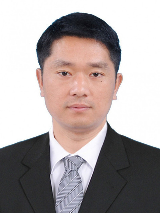 劉振中(柳州市民族宗教事務委員會黨組成員、副主任) 劉振中(柳州市民族宗教事務委員會黨組成員、副主任)