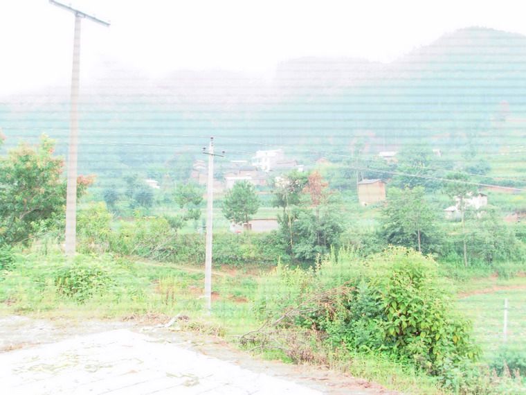 坡頭上村(雲南玉溪市河西鎮下轄村) 坡頭上村(雲南玉溪市河西鎮下轄村)