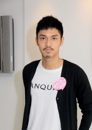 天師斗殭屍(2014年元彪主演的香港電影) 天師斗殭屍(2014年元彪主演的香港電影)
