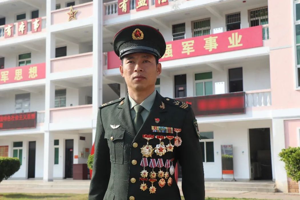 王賽(東部戰區陸軍某海防旅飛彈技師) 王賽(東部戰區陸軍某海防旅飛彈技師)