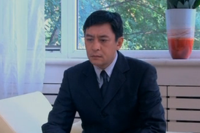 秦岳(懸疑劇《最熟悉的陌生人》中的地產商角色) 秦岳(懸疑劇《最熟悉的陌生人》中的地產商角色)