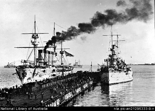 格洛姆鮑伊號裝甲巡洋艦與美國布魯克林號裝