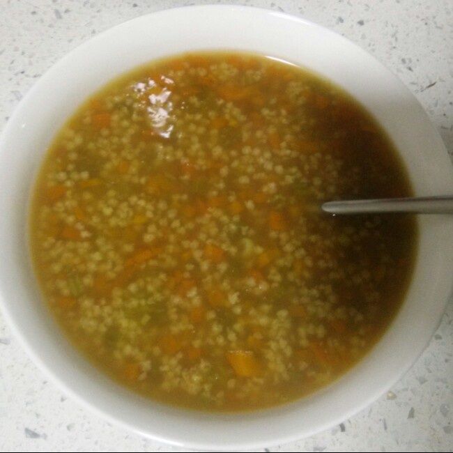 蔬菜小米粥 蔬菜小米粥