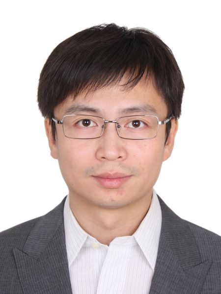 章新政 章新政
