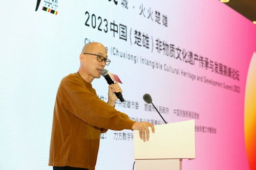 唐建平(非遺文化研究者、中國散文學會會員) 唐建平(非遺文化研究者、中國散文學會會員)
