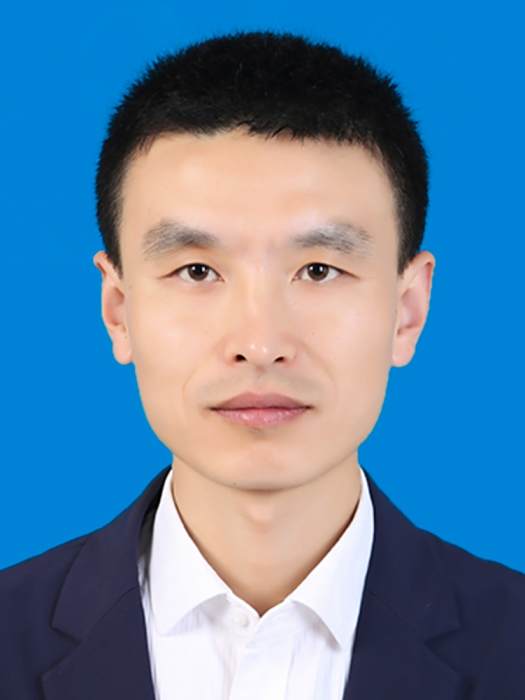 黃鋒(甘肅省慶陽市鎮原縣紀委副書記、監委副主任、一級監察官) 黃鋒(甘肅省慶陽市鎮原縣紀委副書記、監委副主任、一級監察官)