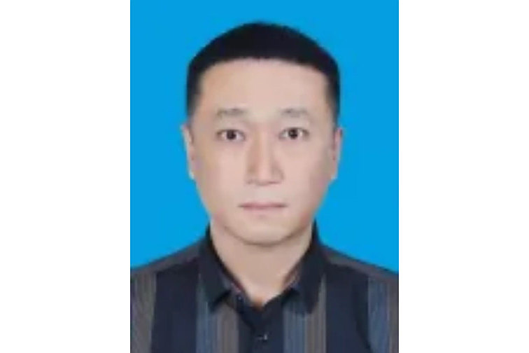 姜成(黑龍江省綏化市房屋和公用事業指導服務中心副主任) 姜成(黑龍江省綏化市房屋和公用事業指導服務中心副主任)