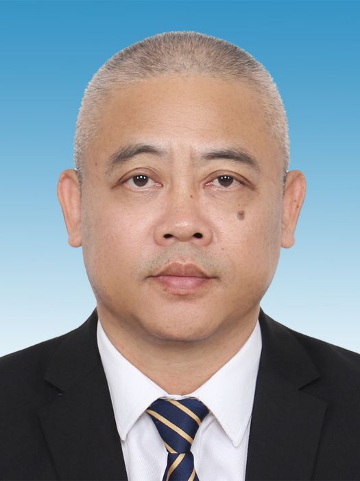 符波(海南省白沙黎族自治縣人力資源和社會保障局副局長、黨組成員) 符波(海南省白沙黎族自治縣人力資源和社會保障局副局長、黨組成員)