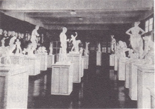顏文樑當時從國外購置回來的石膏模型教學設備—石膏模型陳列室