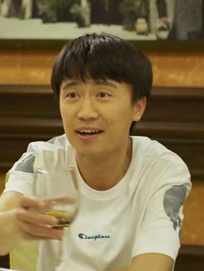 朱明達(電影《奔跑吧夢想》中的角色) 朱明達(電影《奔跑吧夢想》中的角色)