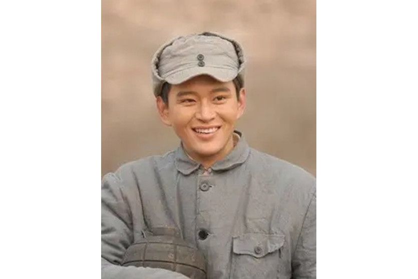 章佩然