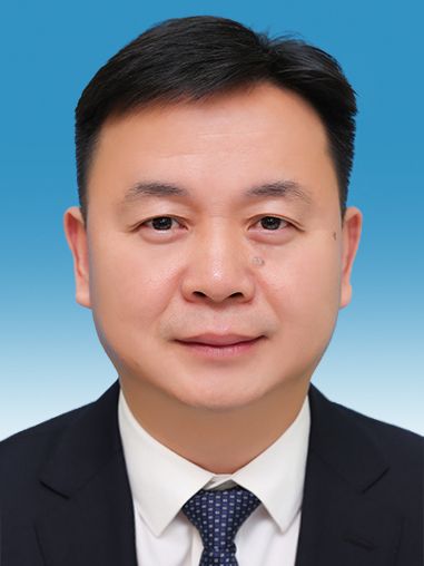 易斌(湖南省岳陽市華容縣人民政府黨組成員、副縣長,鮎魚須鎮黨委書記) 易斌(湖南省岳陽市華容縣人民政府黨組成員、副縣長,鮎魚須鎮黨委書記)