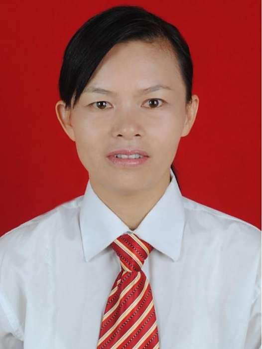 陳美華(江西省吉安市永豐縣工業園黨工委委員、副主任) 陳美華(江西省吉安市永豐縣工業園黨工委委員、副主任)