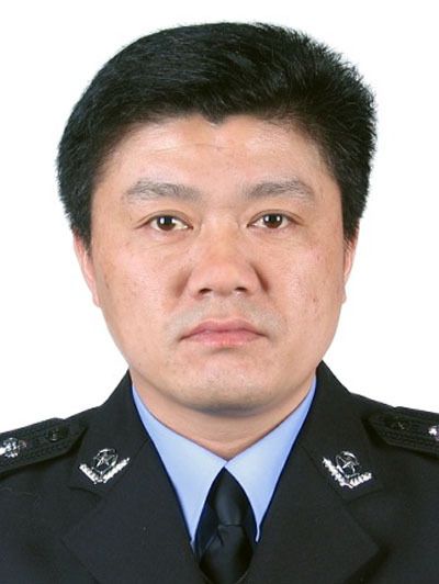 何啟國(山東省菏澤市公安局牡丹分局黨委委員、副局長) 何啟國(山東省菏澤市公安局牡丹分局黨委委員、副局長)