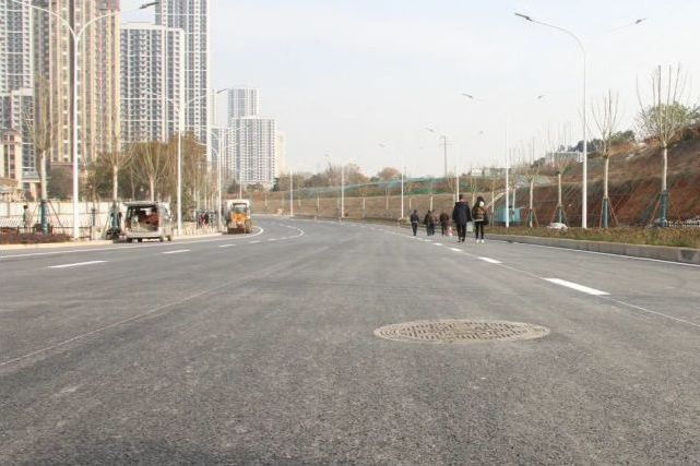 青菱河東路 青菱河東路