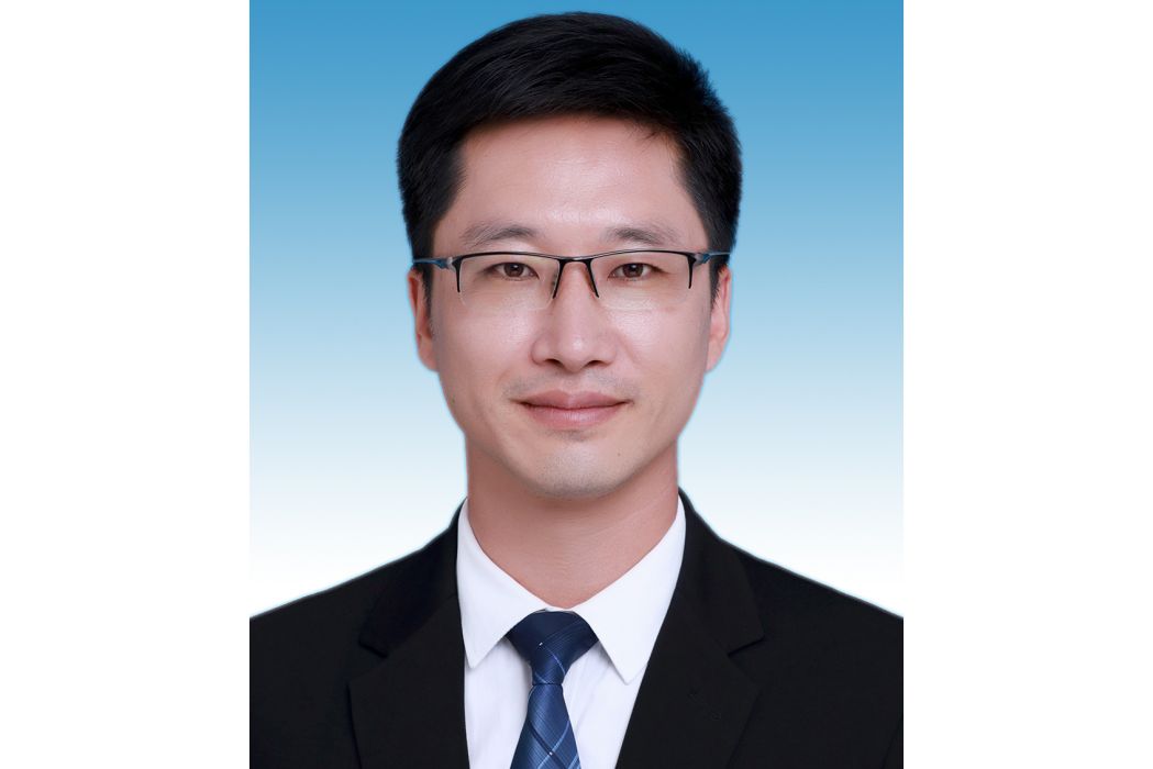 周鵬(天津市南開區人大常委會學府街道工作委員會原主任) 周鵬(天津市南開區人大常委會學府街道工作委員會原主任)
