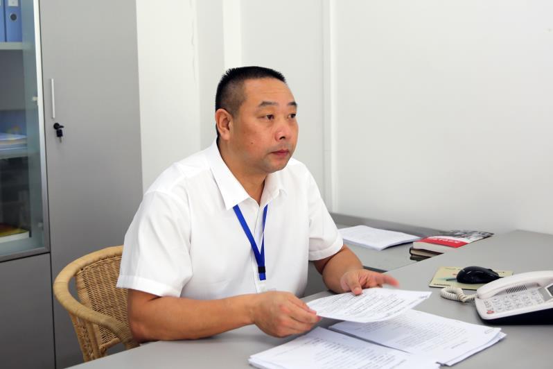 葉平(宜賓五糧液集團有限公司安全保衛部副部長) 葉平(宜賓五糧液集團有限公司安全保衛部副部長)