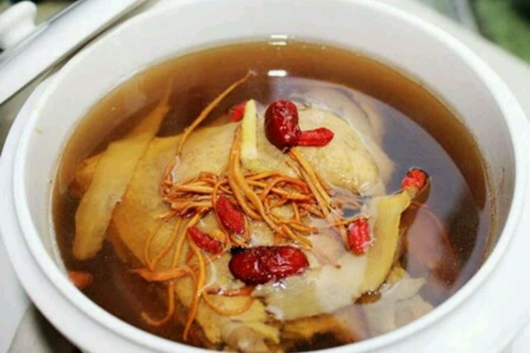 冬蟲草燉鴨 冬蟲草燉鴨
