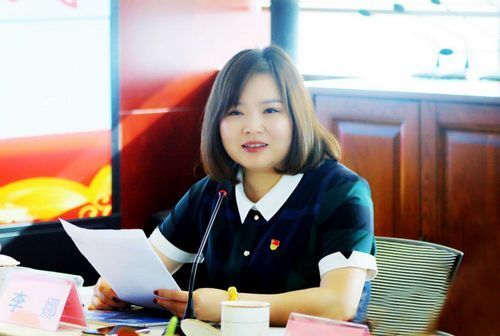 李娜(天橋區堤口路街道無影山中路社區黨委書記)