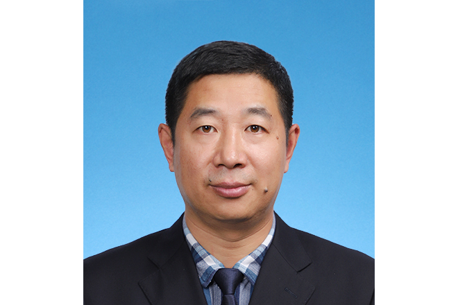 李丘林(萬澤股份獨立董事) 李丘林(萬澤股份獨立董事)