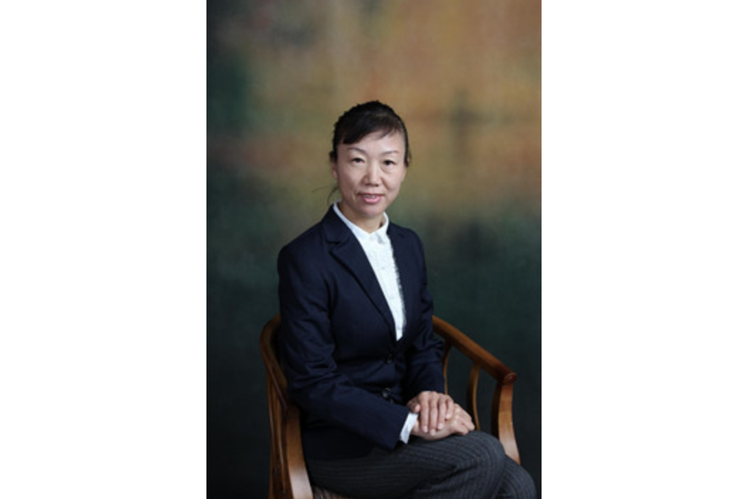 李正花(延邊大學體育學院教授、碩士生導師) 李正花(延邊大學體育學院教授、碩士生導師)