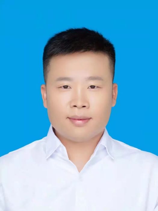 李秋平(江西省贛州市安遠縣委原副書記) 李秋平(江西省贛州市安遠縣委原副書記)