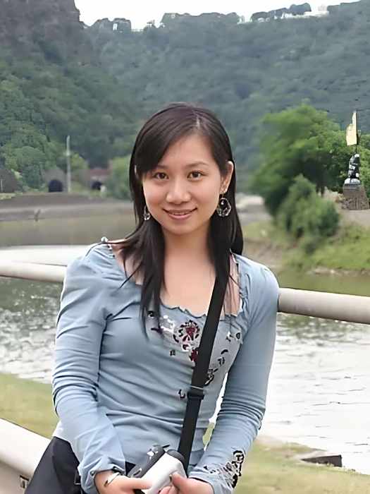李佳佳(新浪財經專欄作者) 李佳佳(新浪財經專欄作者)