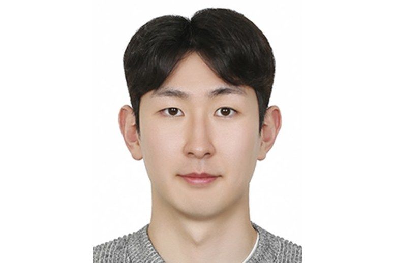 金廷祐(韓國排球運動員) 金廷祐(韓國排球運動員)