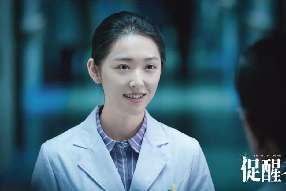 潘小艾 潘小艾