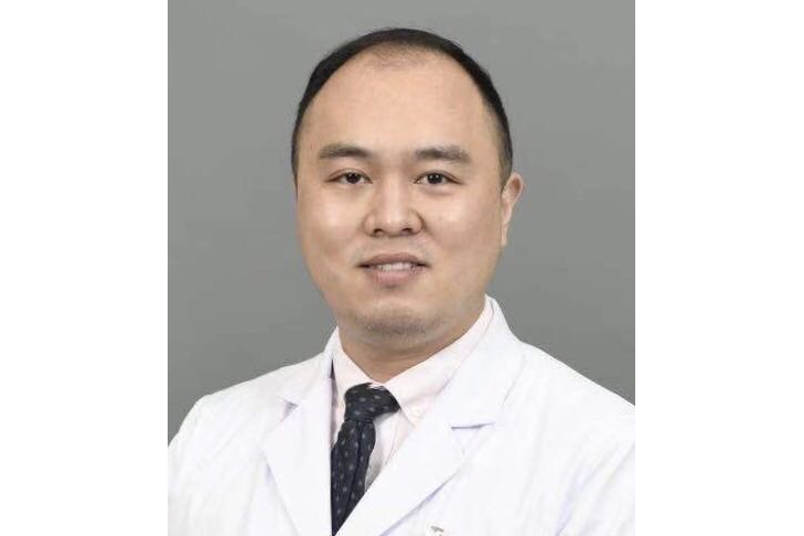 張笑(中國醫學科學院北京協和醫院神經外科主治醫師) 張笑(中國醫學科學院北京協和醫院神經外科主治醫師)