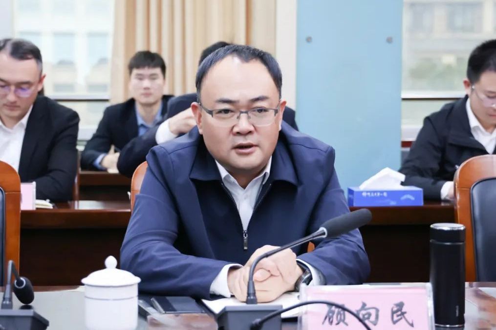 顧向民 顧向民