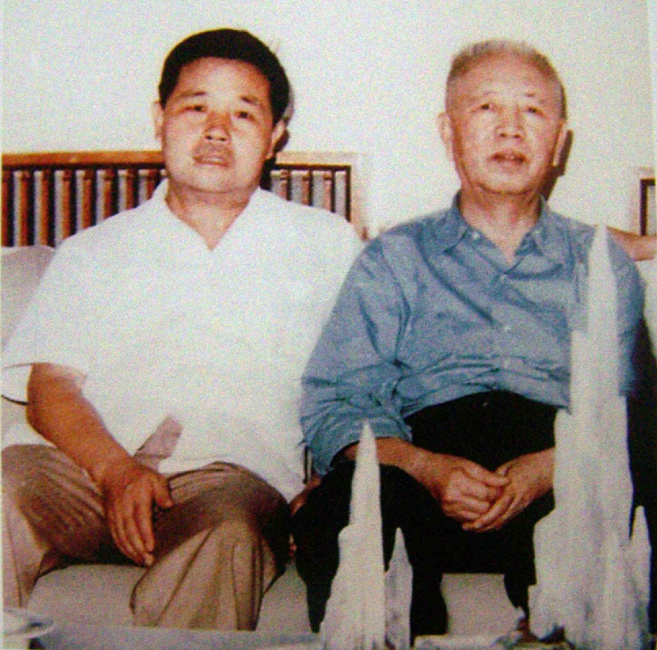 九十年代孫信德先生與劉華清上將在上海留影