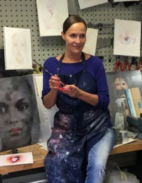 Corinna Holthusen Corinna Holthusen