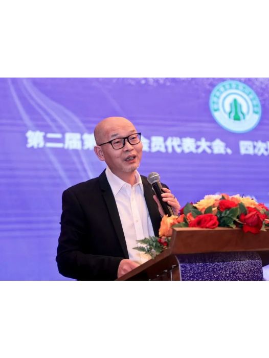 葉斌(福建省裝協第二屆理事會會長) 葉斌(福建省裝協第二屆理事會會長)