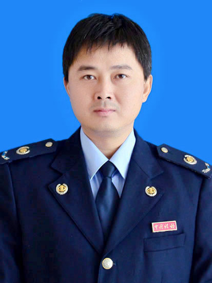 王彬(國家稅務總局弋陽縣稅務局黨委書記、局長) 王彬(國家稅務總局弋陽縣稅務局黨委書記、局長)