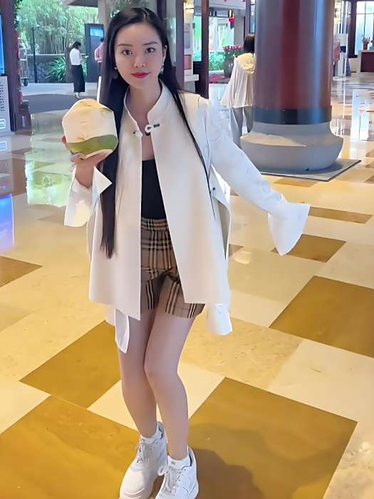 陶子小姐