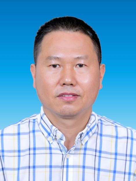 楊光飛(浙江省樂清市發展和改革局黨委委員、樂清市公共資源交易中心主任) 楊光飛(浙江省樂清市發展和改革局黨委委員、樂清市公共資源交易中心主任)
