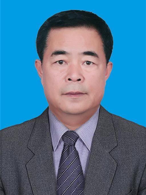 陳更新(新疆維吾爾自治區鐵門關市人大常委會原黨組成員、三級調研員) 陳更新(新疆維吾爾自治區鐵門關市人大常委會原黨組成員、三級調研員)