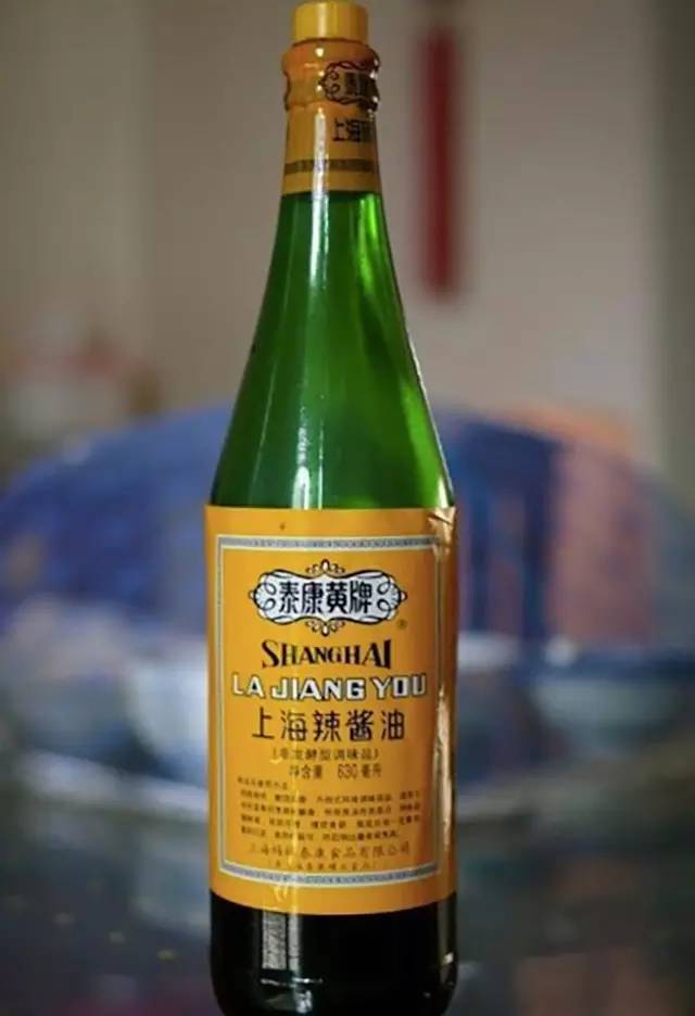 一瓶上海產辣醬油