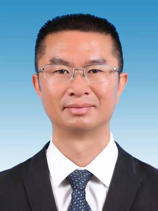 朱正華(雲南省曲靖市師宗縣委常委、縣委辦主任) 朱正華(雲南省曲靖市師宗縣委常委、縣委辦主任)
