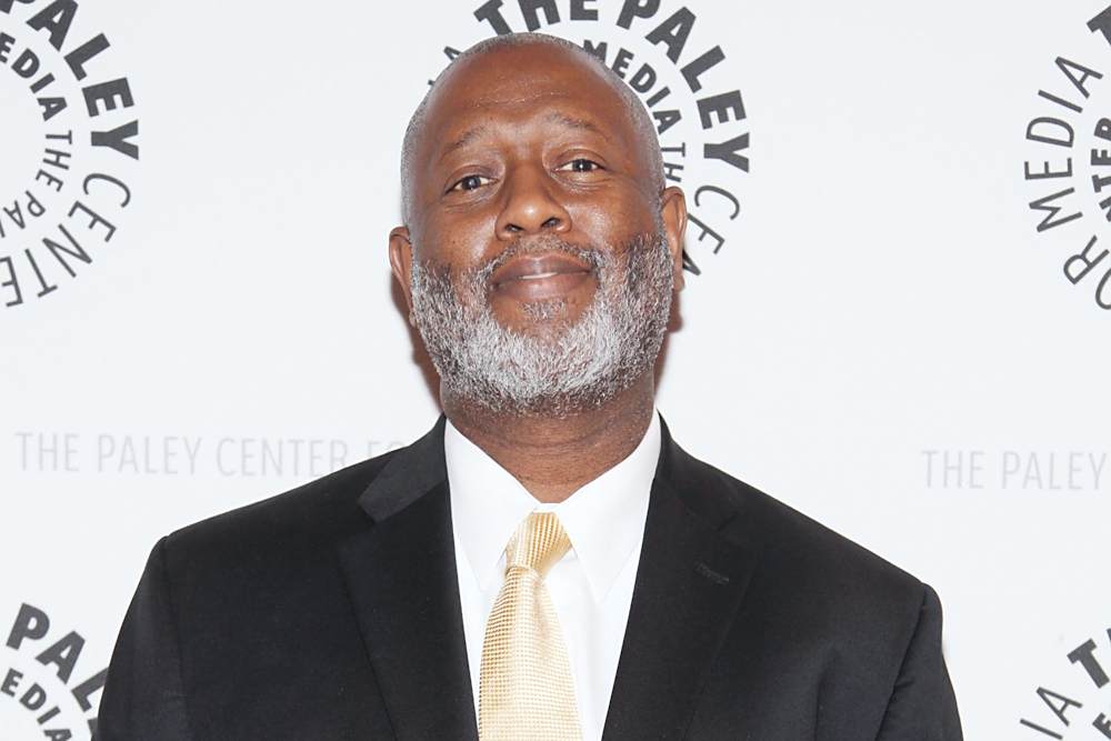 Barry Michael Cooper(美國記者、編劇和製片人) Barry Michael Cooper(美國記者、編劇和製片人)