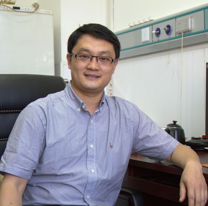 閆永吉(北京中醫藥大學東直門醫院泌尿外科主任) 閆永吉(北京中醫藥大學東直門醫院泌尿外科主任)