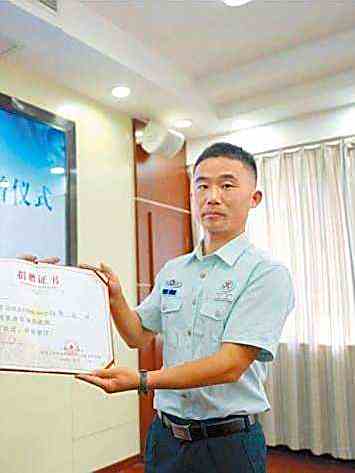 王標(維和工程兵大隊原隊員) 王標(維和工程兵大隊原隊員)