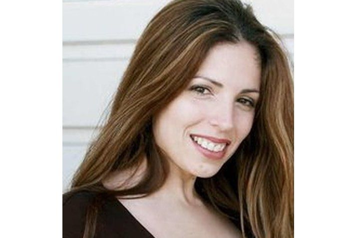 Nelitza Vallellanes Nelitza Vallellanes