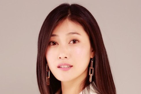 王婧(中國內地影視女演員) 王婧(中國內地影視女演員)