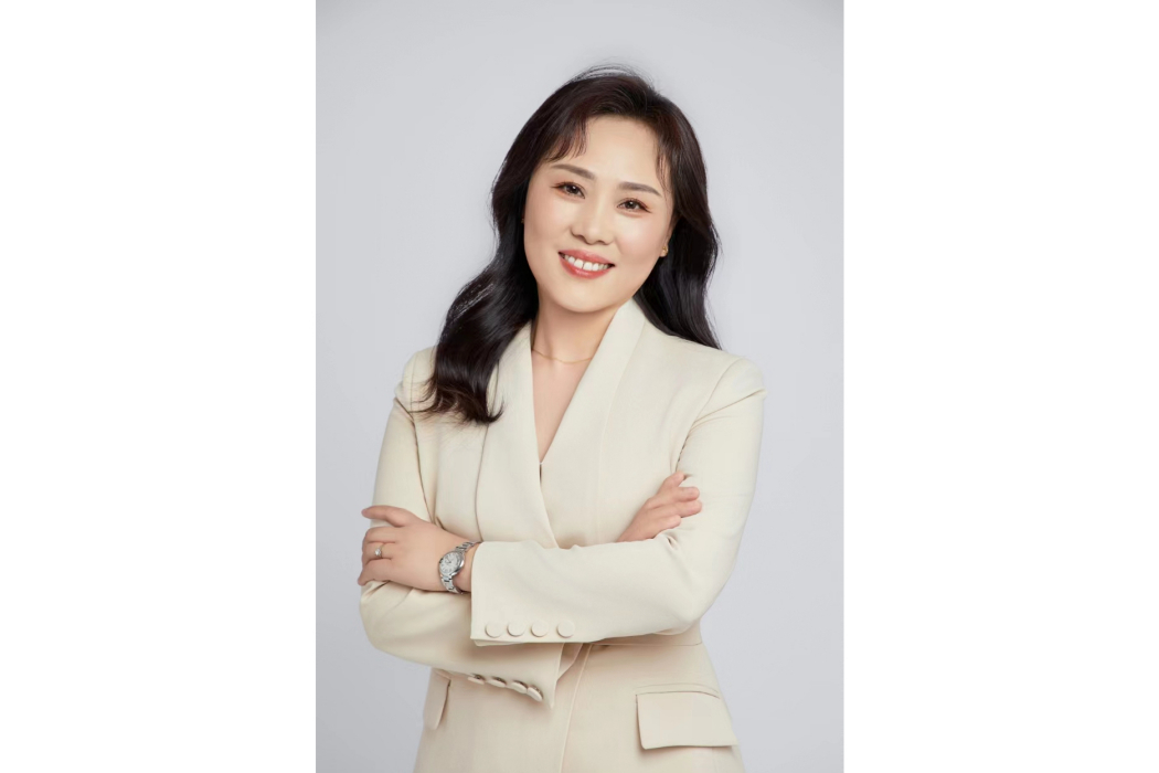 何明(咿呀英博集團副總裁) 何明(咿呀英博集團副總裁)