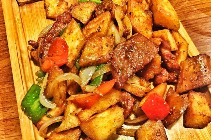 饢丁炒肉 饢丁炒肉